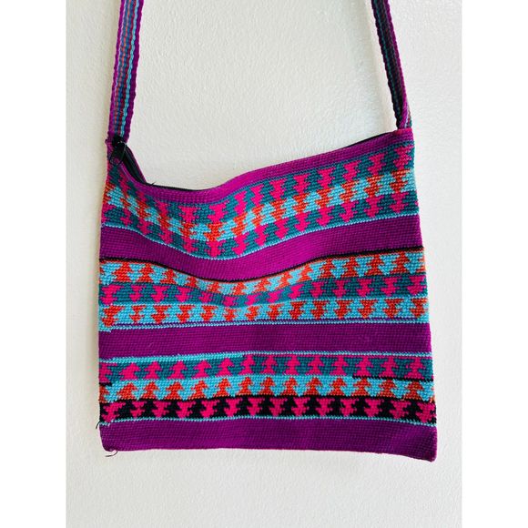 Handbags - BOHO/Hippie Crossbody Bag with Zipper Closure